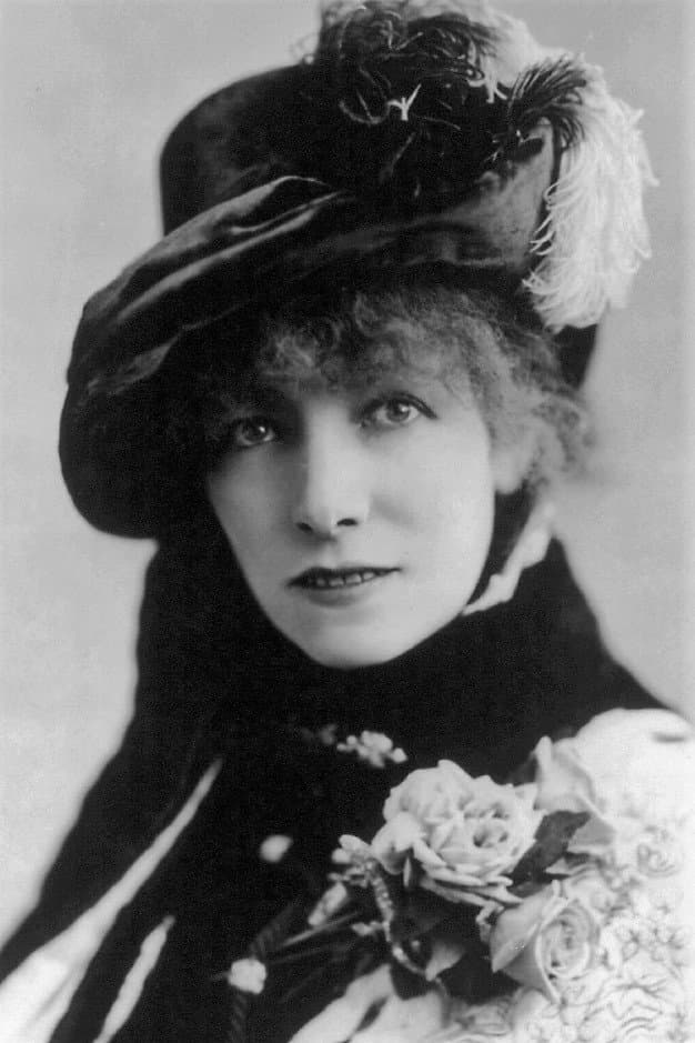 Profile image of Sarah Bernhardt, a notable actor/actress