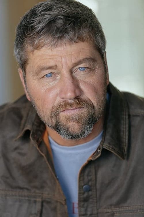 Chris Mullinax Profile